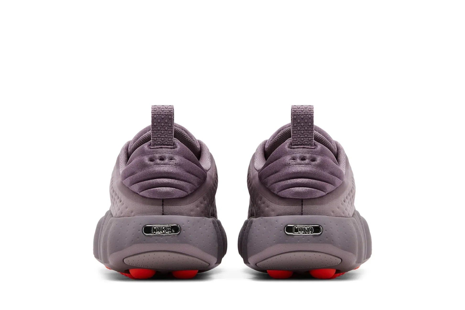 Tênis Nike Mind 002 Light Violet Ore Roxo detalhe do solado