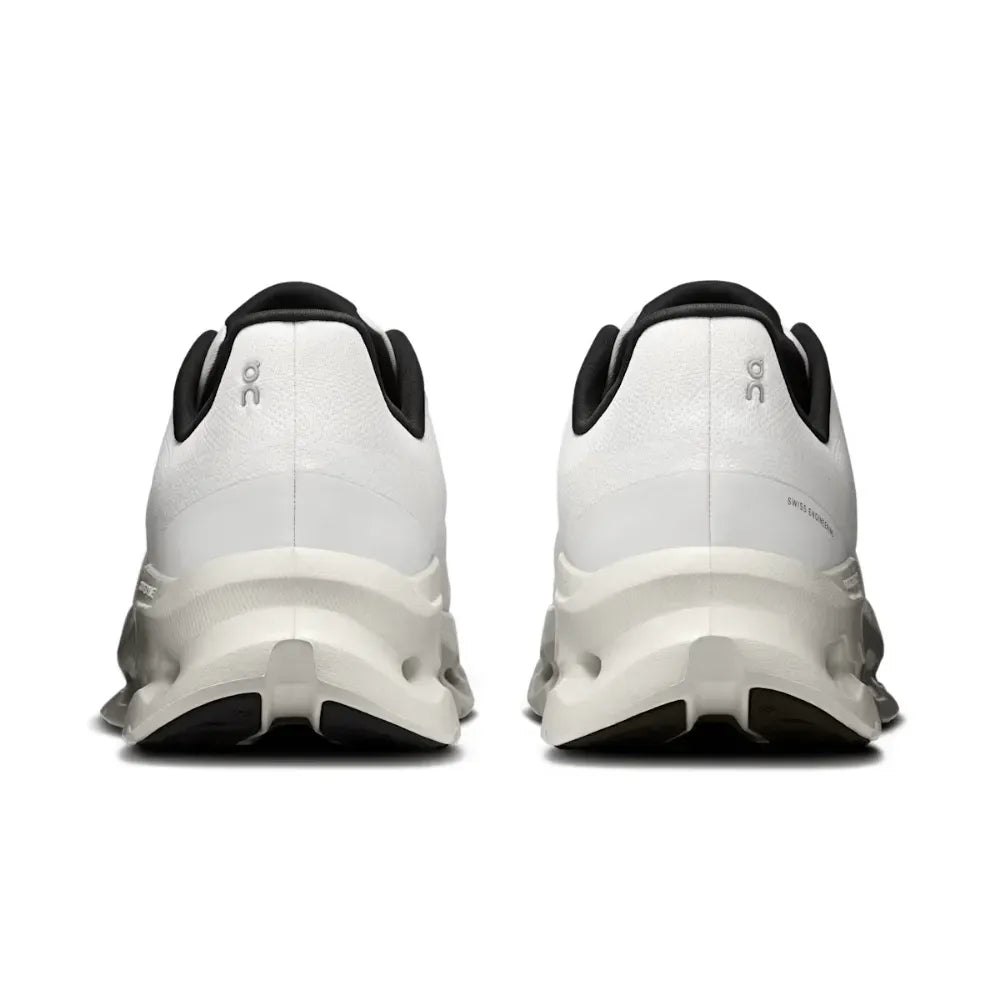 Tênis On Running Cloudtilt Pearl Ice vista traseira