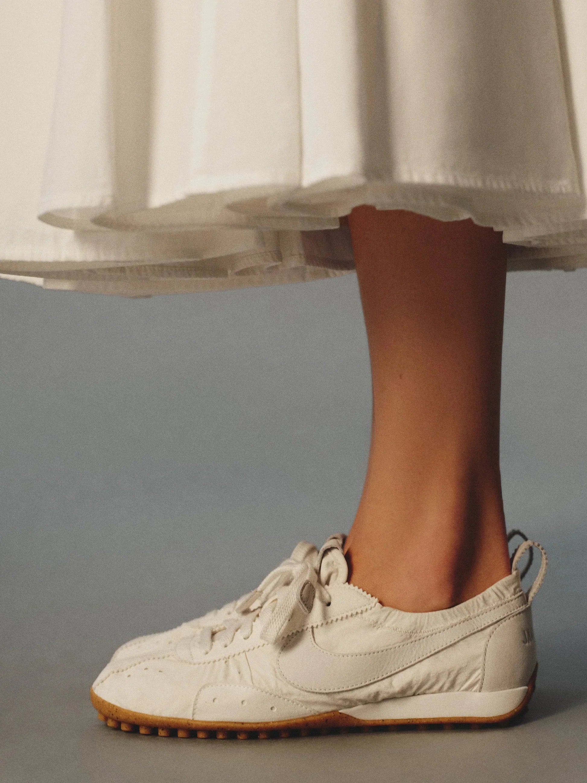 Tênis Nike Moon Shoe SP Jacquemus Off White detalhe do solado