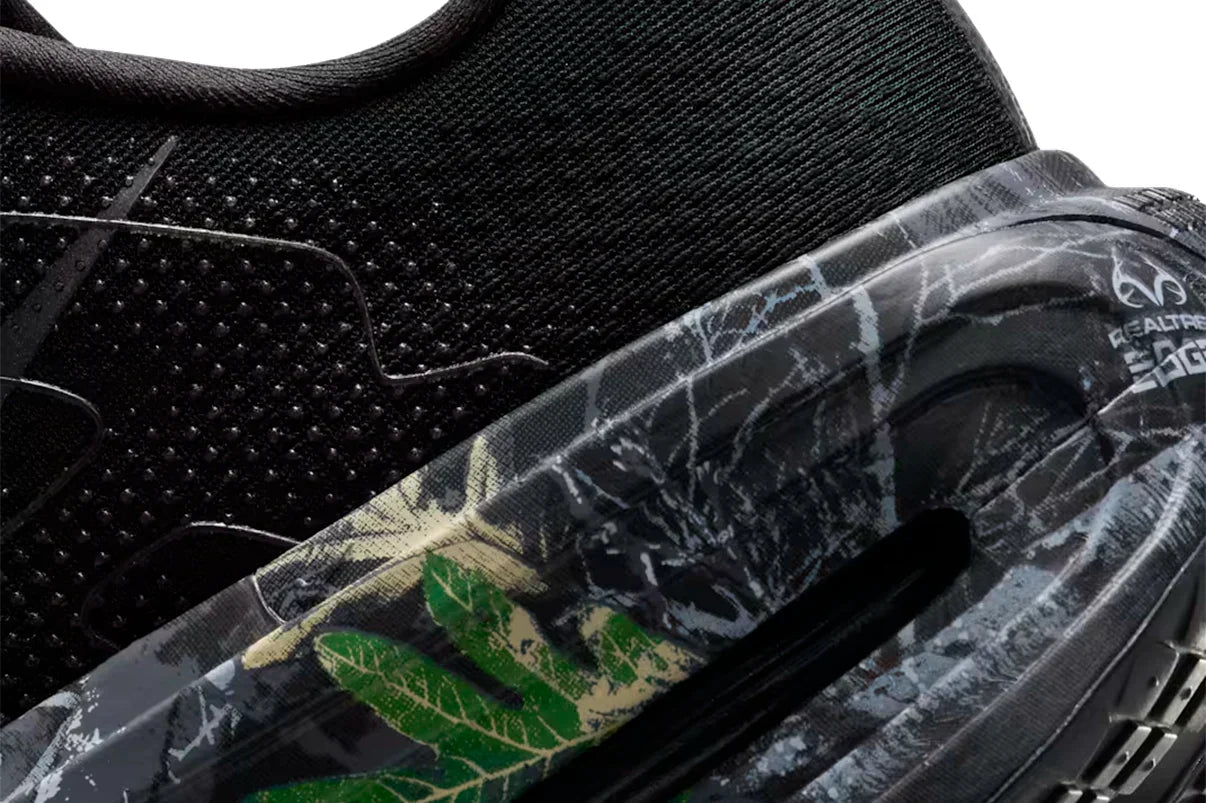 Tênis Nike Vomero Premium Realtree Camo Black Preto detalhe lateral