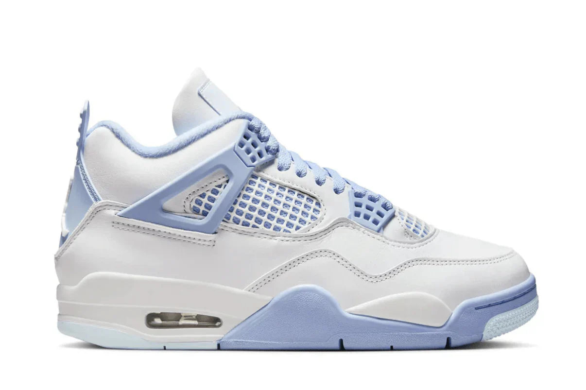 Tênis Air Jordan 4 Retro Forget Me Not Azul vista lateral