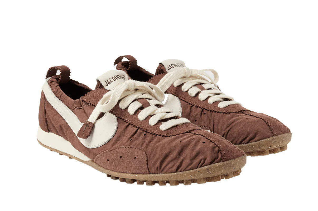 Tênis Nike Moon Shoe SP Jacquemus Medium Brown vista superior