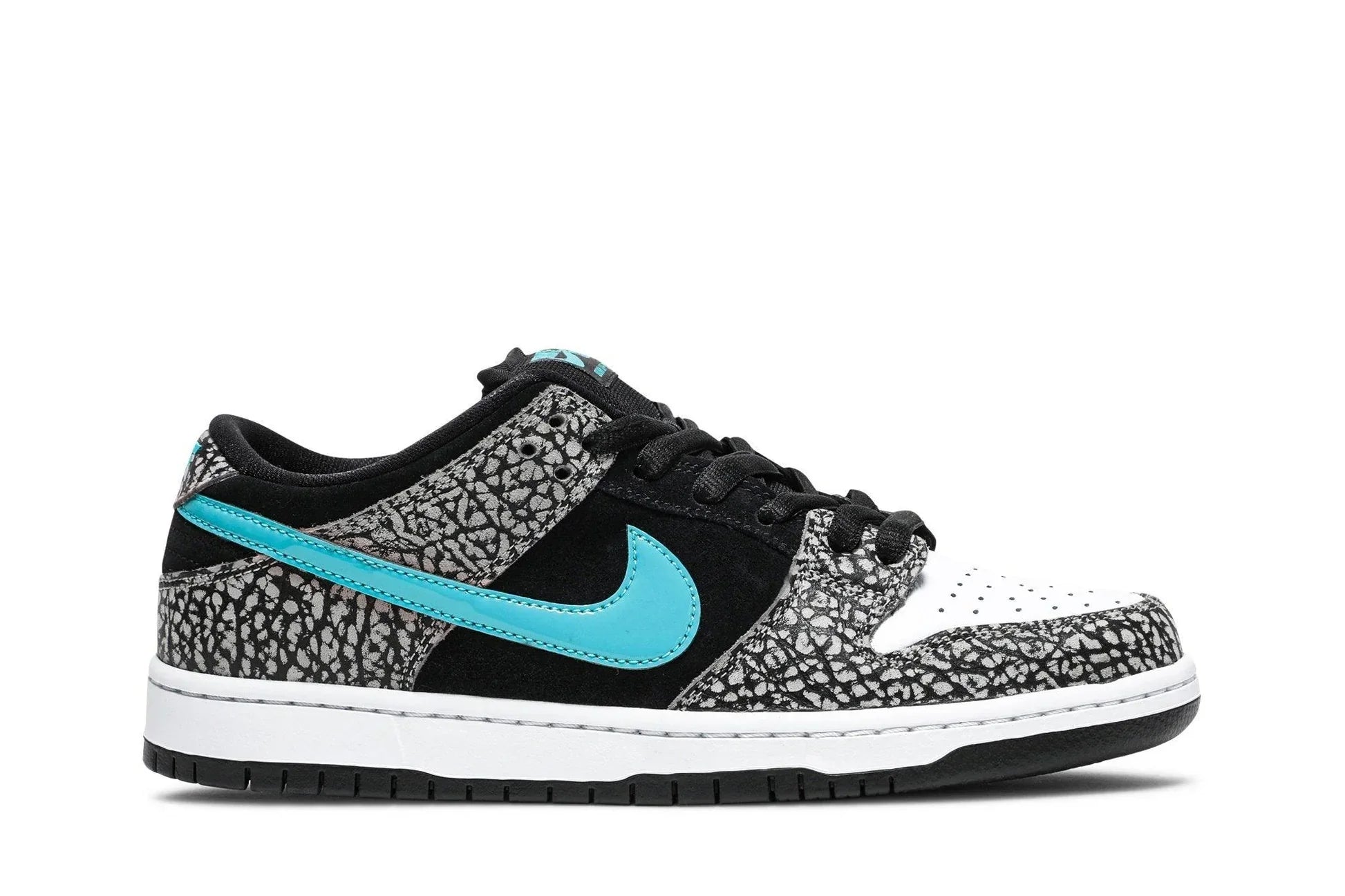 Tênis Nike SB Dunk Low Elephant Colorido vista lateral