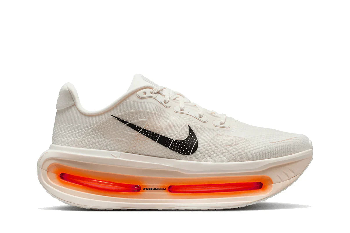 Tênis Nike Vomero Premium Sail Coconut Milk Branco vista lateral
