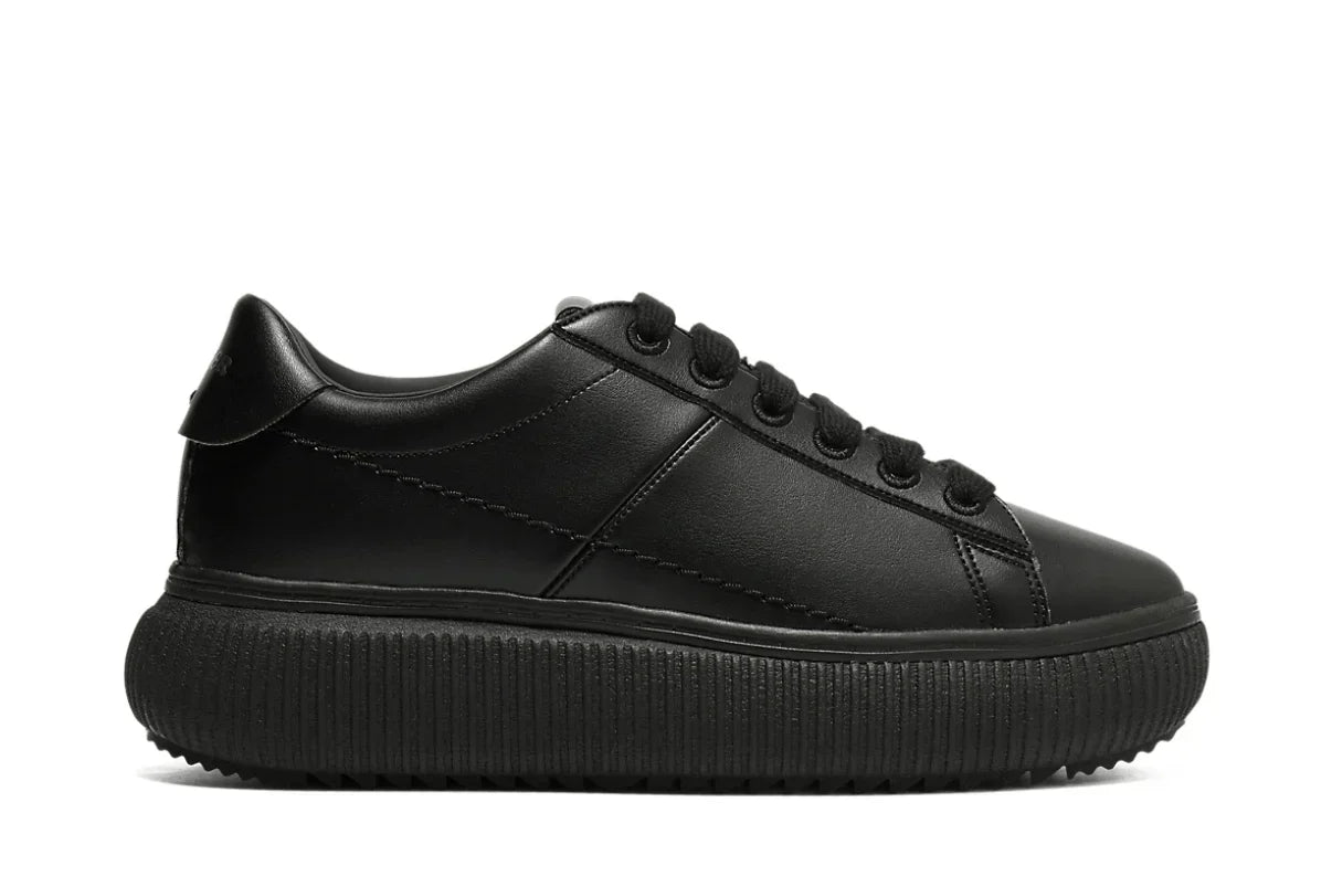 Tênis Onitsuka Tiger Otiger Court Black/Black Preto vista lateral
