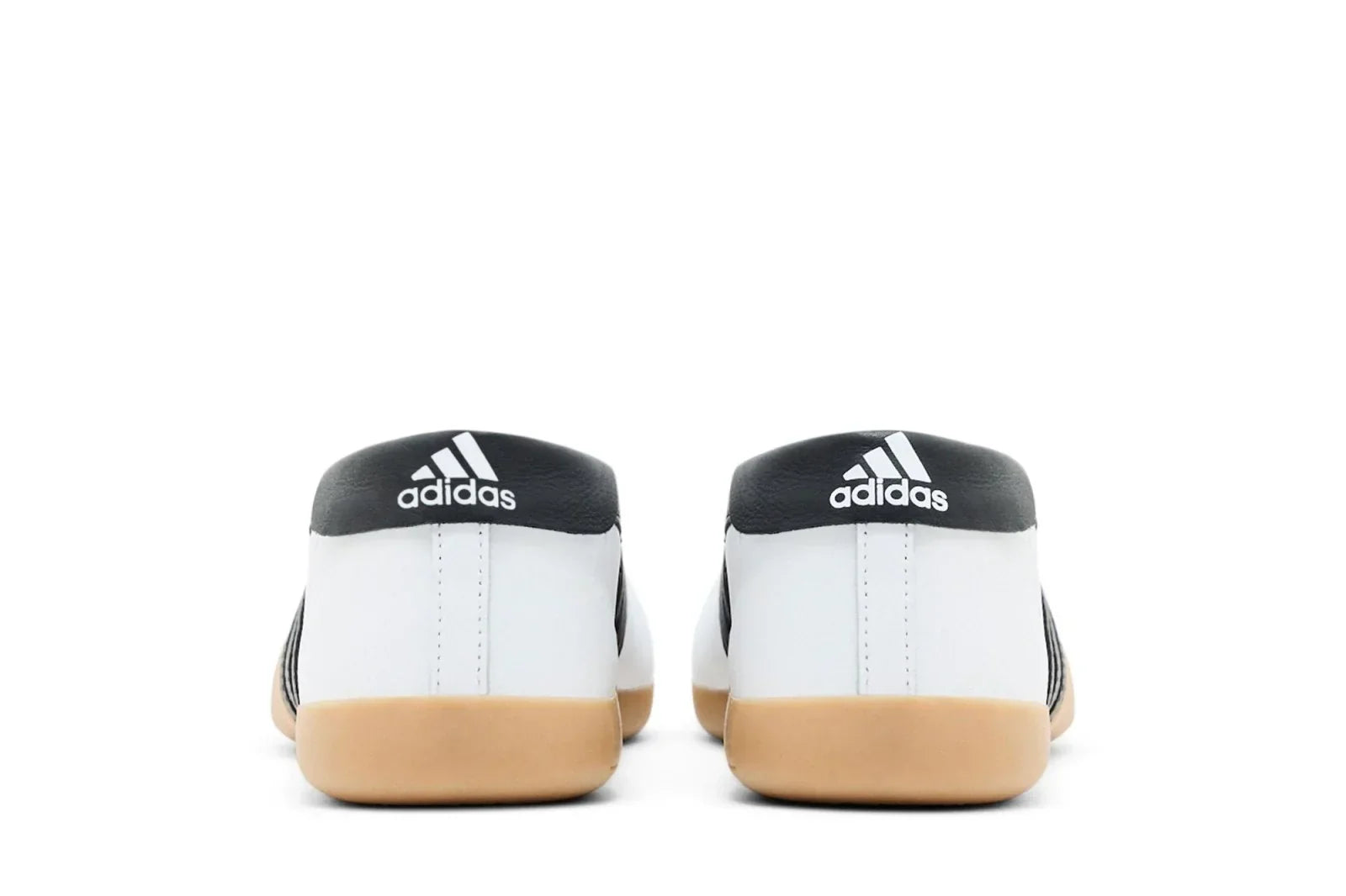 Tênis Adidas Taekwondo Mei Ballet Branco e Preto vista traseira