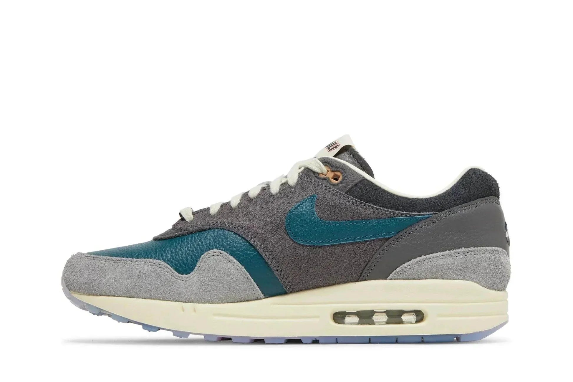 Tênis Kasina x Nike Air Max 1 Won-Ang Grey vista traseira