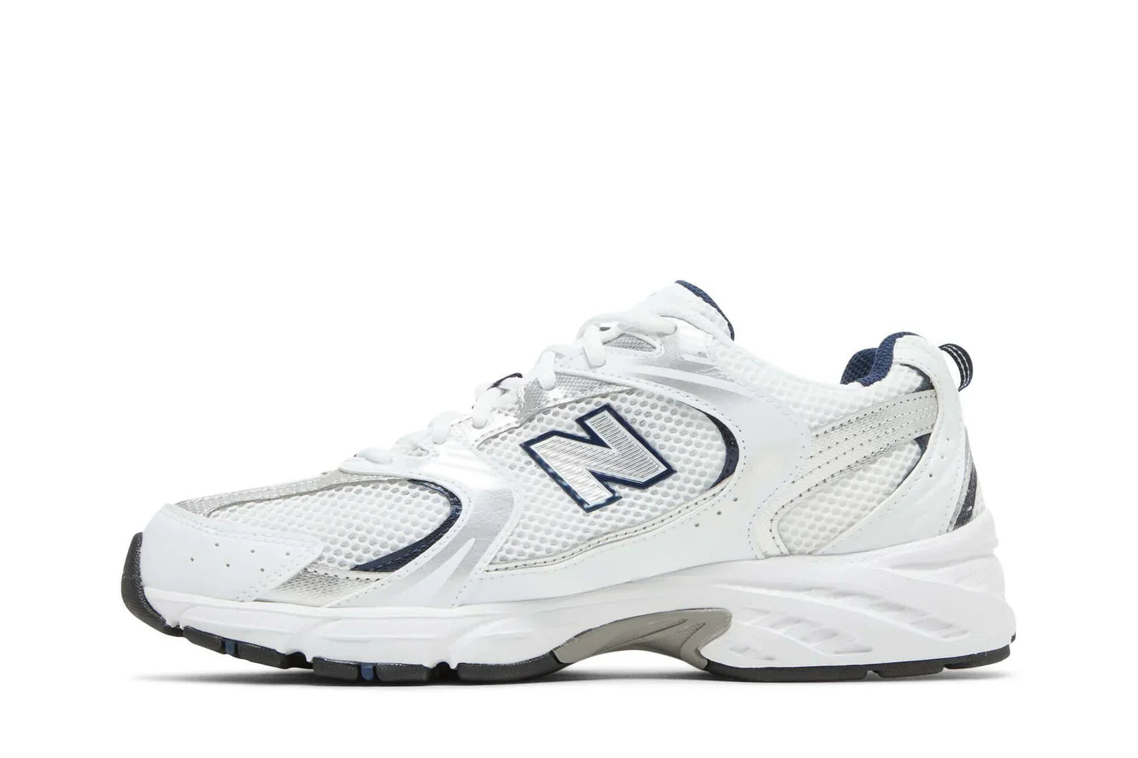 Tênis New Balance 530 White Natural Indigo Branco detalhe do solado