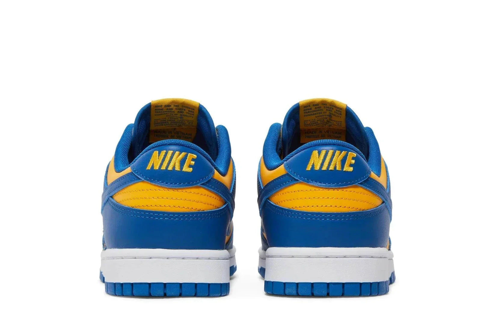 Tênis Nike Dunk Low UCLA vista traseira