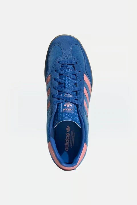 Tênis Adidas Gazelle Indoor Blue Semi Pink Velvet Azul vista traseira