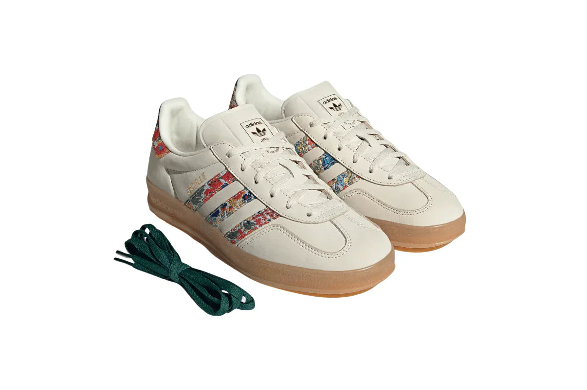 Tênis Adidas Gazelle Indoor Liberty London Floral Embroidery Stripes Multi-Color vista traseira