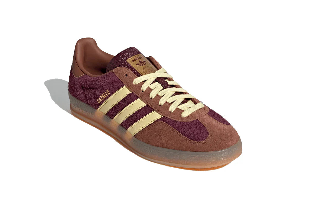 Tênis Adidas Gazelle Indoor Maroon Almost Yellow Marrom detalhe interno