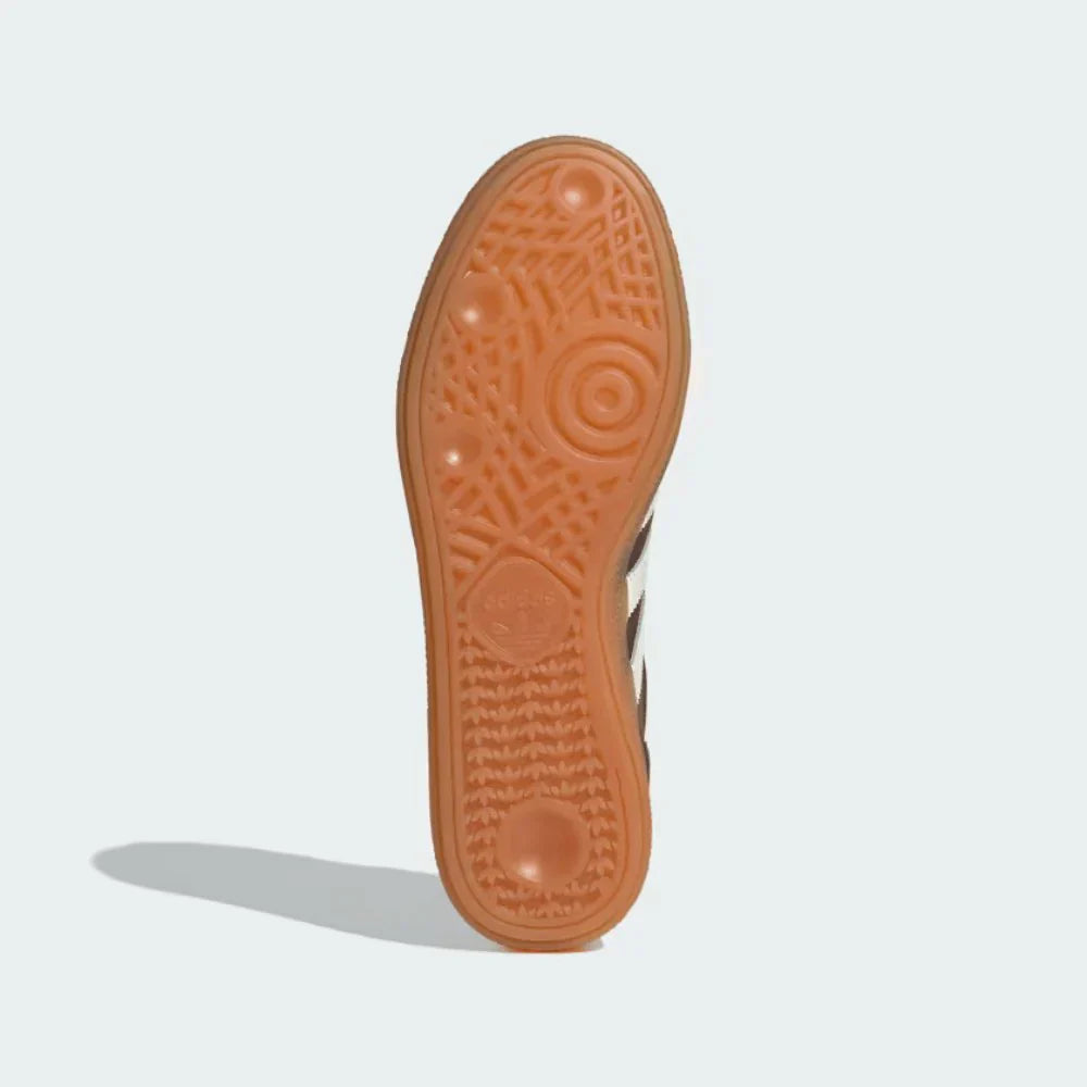 Tênis Adidas Handball Spezial Sporty & Rich Brown Marrom detalhe do material