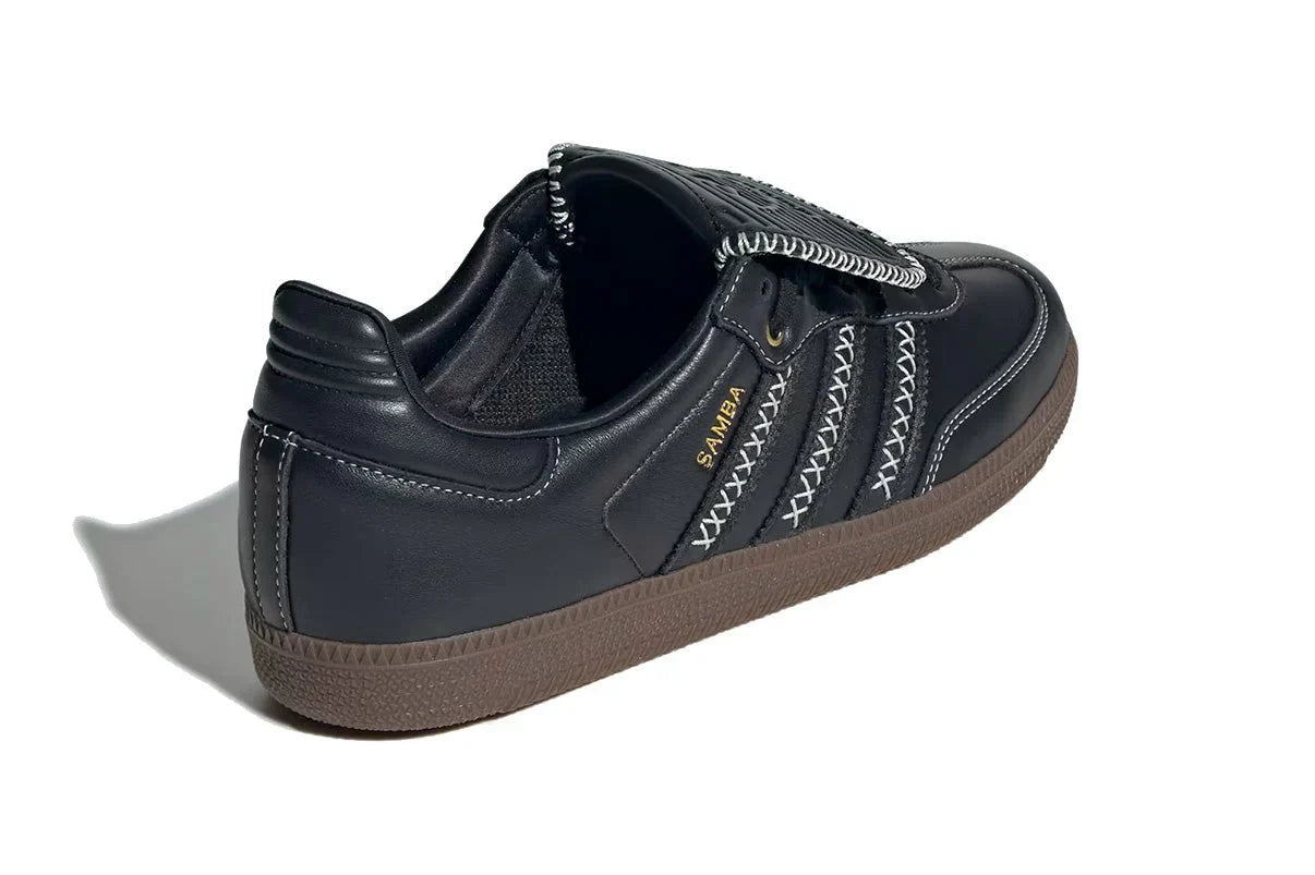 Tênis Adidas Samba LT Core Black / Off White / Gum Preto detalhe do solado
