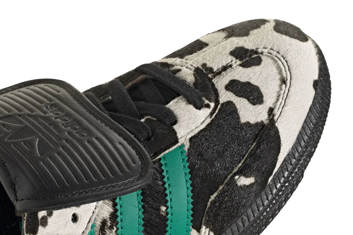 Tênis Adidas Samba LT Cow Print Black White Preto detalhe interno