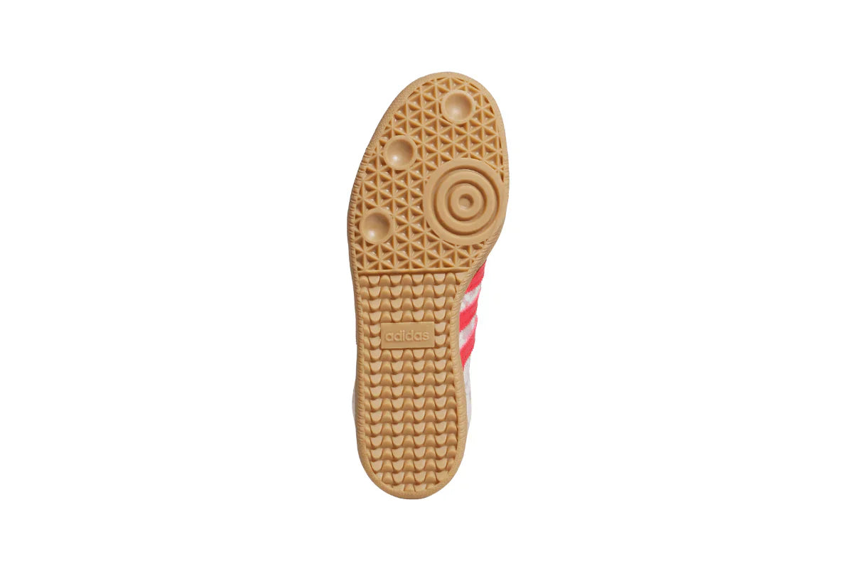 Tênis Adidas Samba OG Liberty London Better Scarlet Branco detalhe frontal