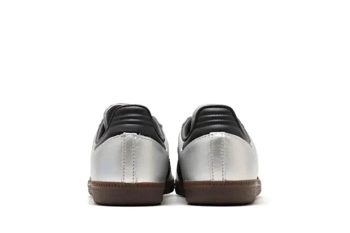 Tênis Adidas Samba Og Metallic Silver Prata detalhe do solado