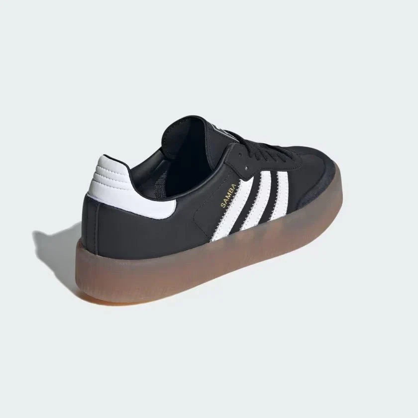 Tênis Adidas Sambae Core Black Metallic Gold Preto detalhe do solado