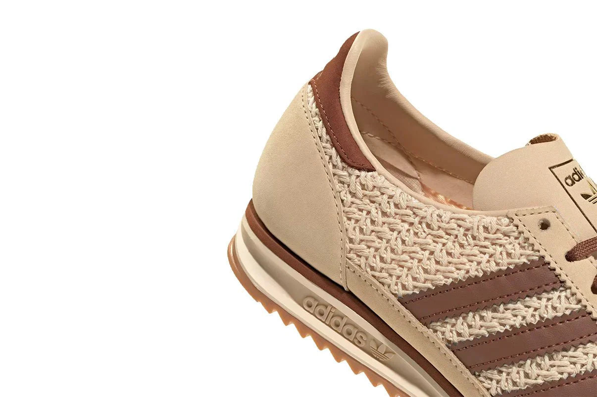 Tênis Adidas SL 72 OG Sand Strata Preloved Brown Cream White Bege detalhe do material