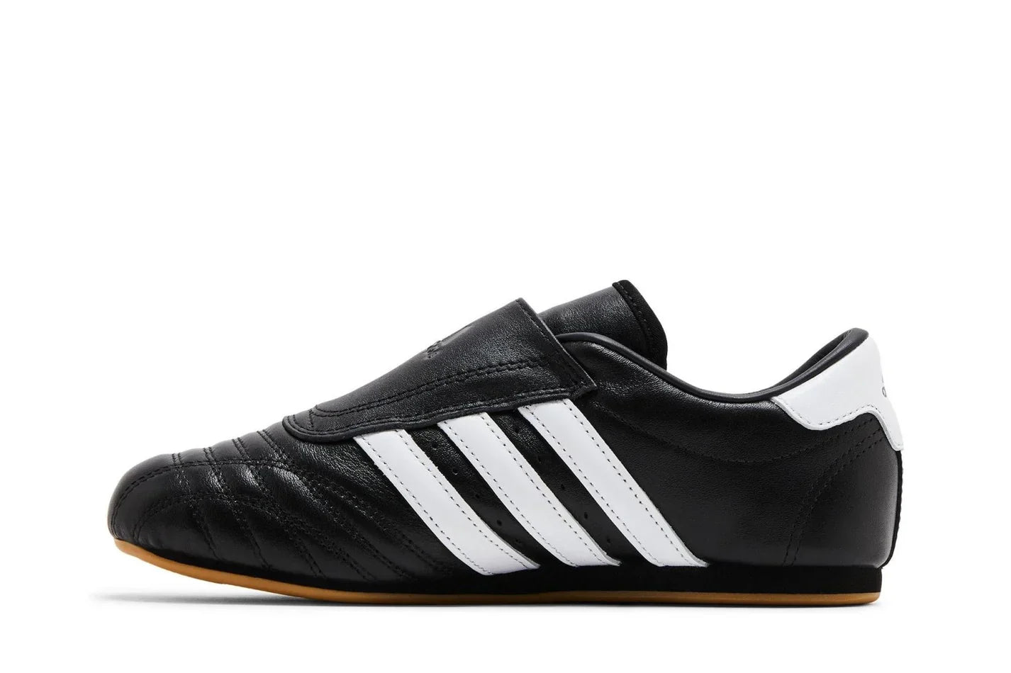 Tênis Adidas Taekwondo Core Black Preto detalhe do solado