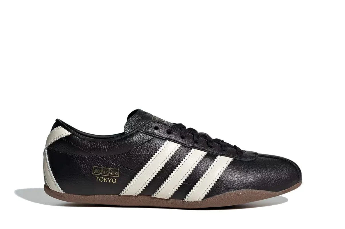 Tênis Adidas Tokyo Core Black Preto vista lateral
