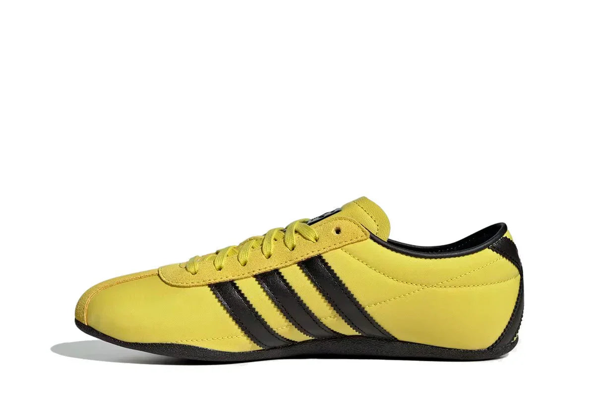 Tênis Adidas Tokyo Pure Sulfur Amarelo detalhe lateral