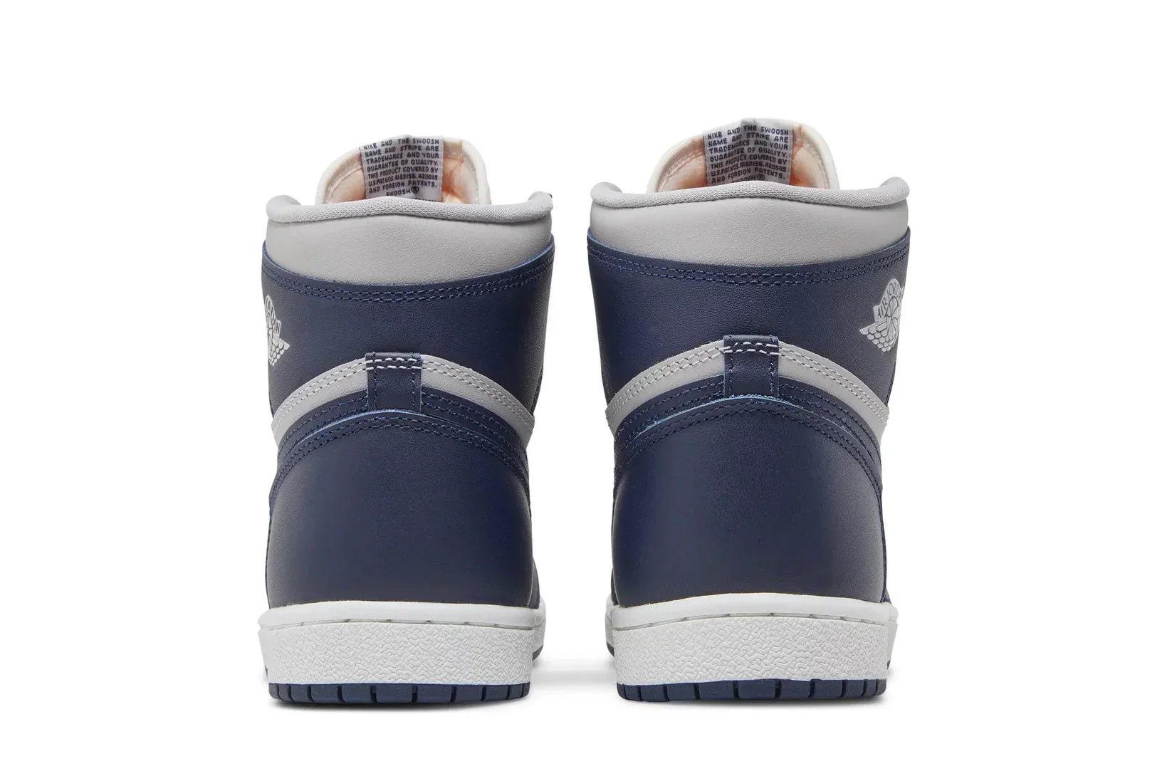 Tênis Air Jordan 1 High 85 College Navy Azul detalhe do solado