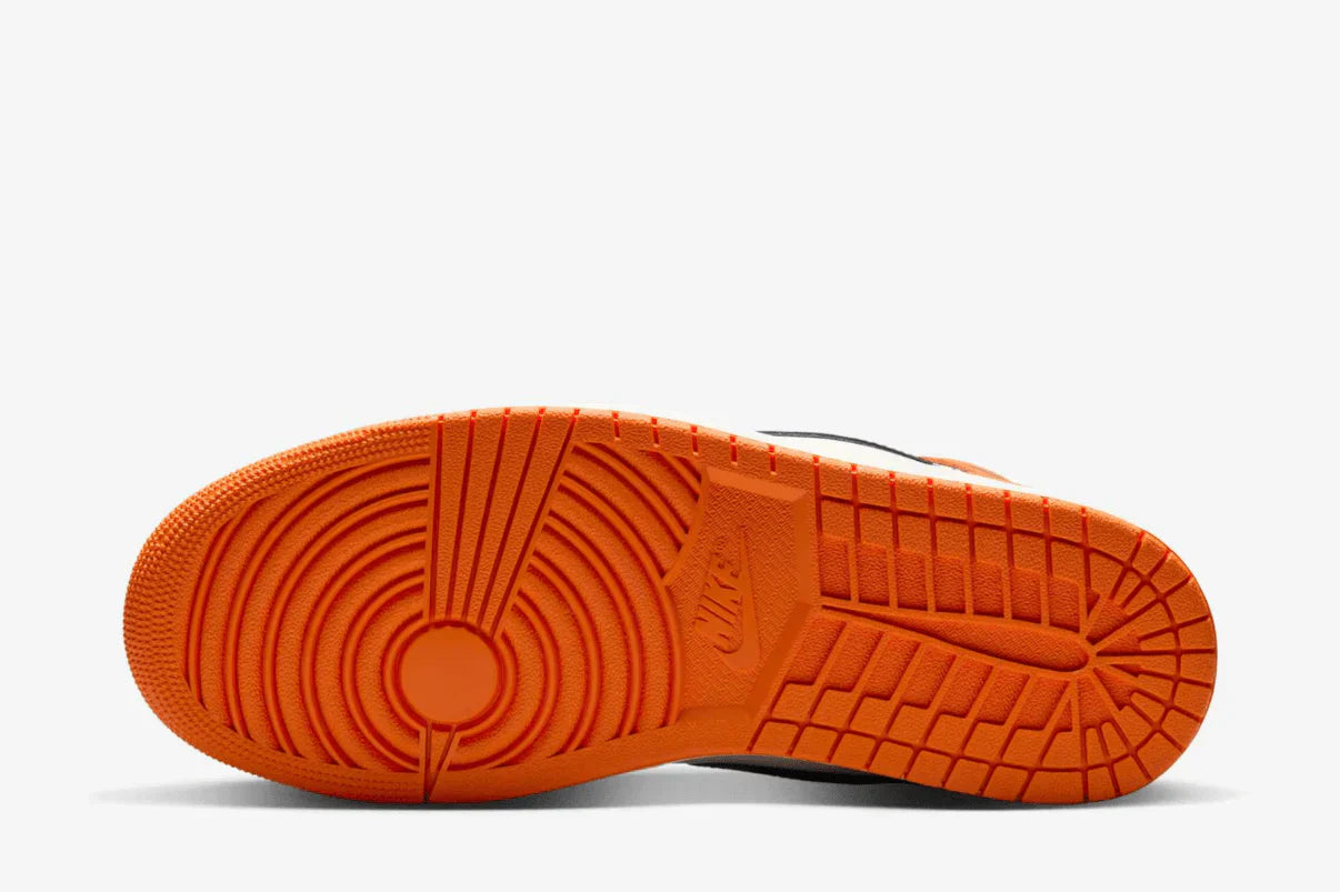 Tênis Air Jordan 1 High OG Shattered Backboard Laranja detalhe do acabamento