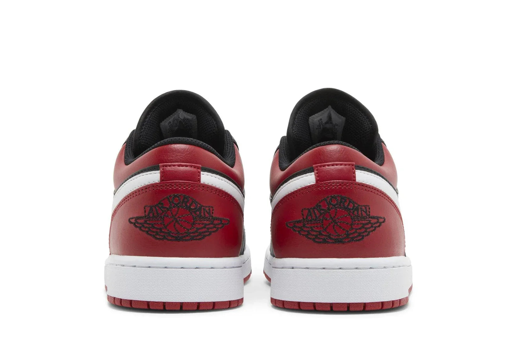 Tênis Air Jordan 1 Low Alternate Bred Toe Vermelho detalhe do material