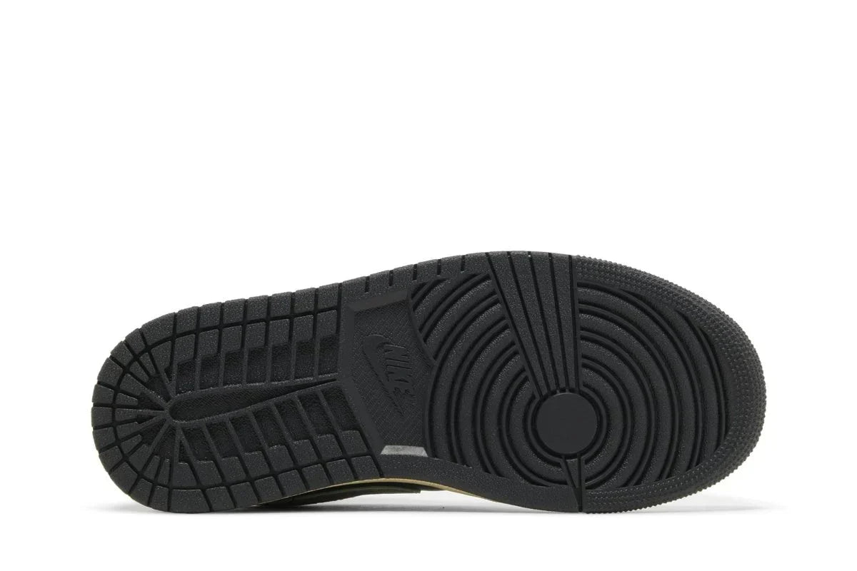 Tênis Air Jordan 1 Low Jade Smoke Multicolor vista traseira
