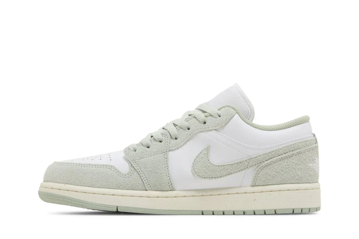 Tênis Air Jordan 1 Low Light Green Verde detalhe lateral