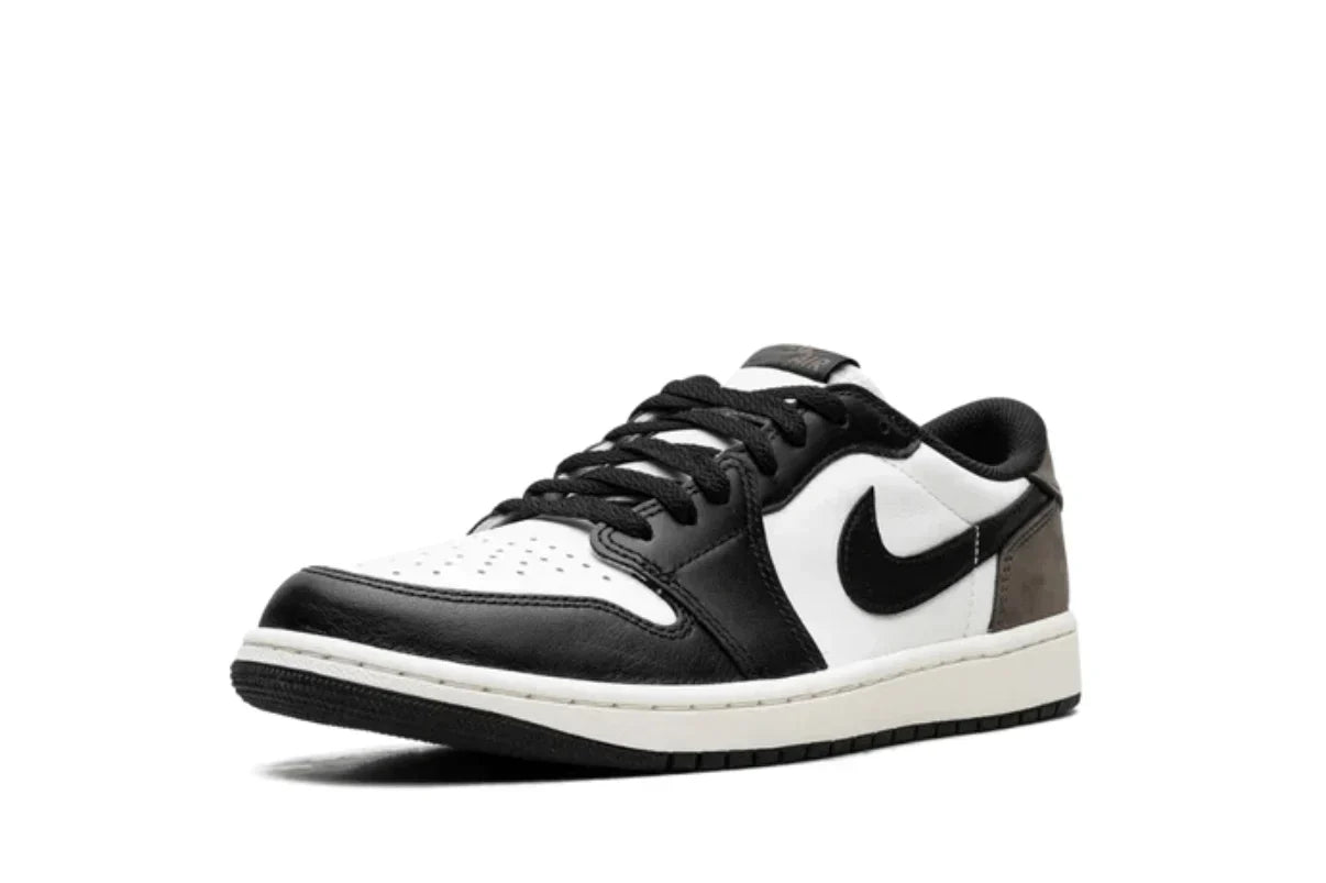 Tênis Air Jordan 1 Low Og Mocha Marrom detalhe lateral