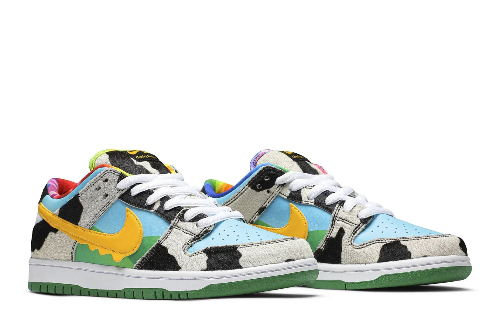 Tênis Ben & Jerrys x Dunk Low SB Chunky Dunky Colorido detalhe do solado