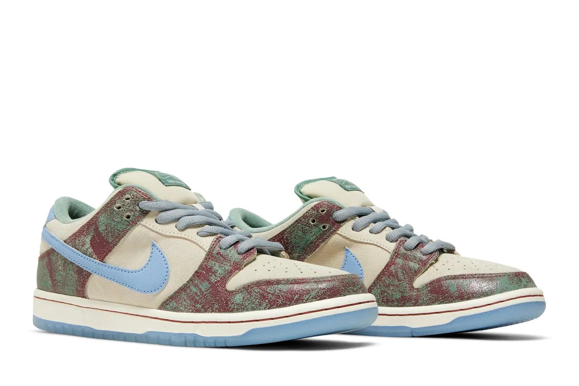 Tênis Crenshaw Skate Club x Nike SB Dunk Low Multicolor vista superior