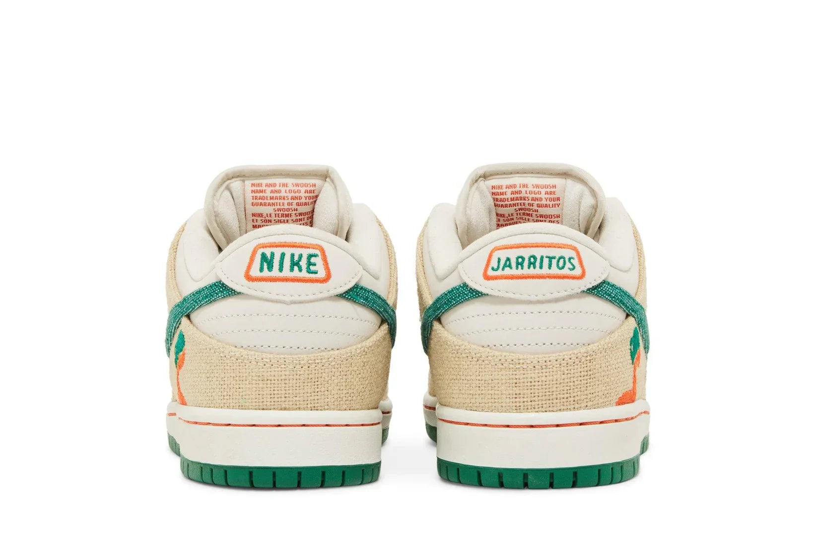Tênis Jarritos x Nike SB Dunk Low Branco/Verde detalhe do solado