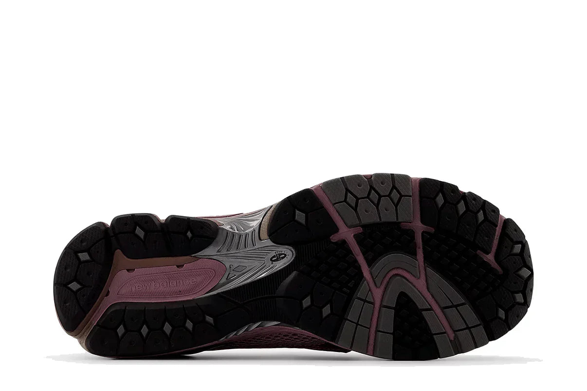 Tênis New Balance 1906L Ice Wine Pink Taffy Rosa detalhe do material