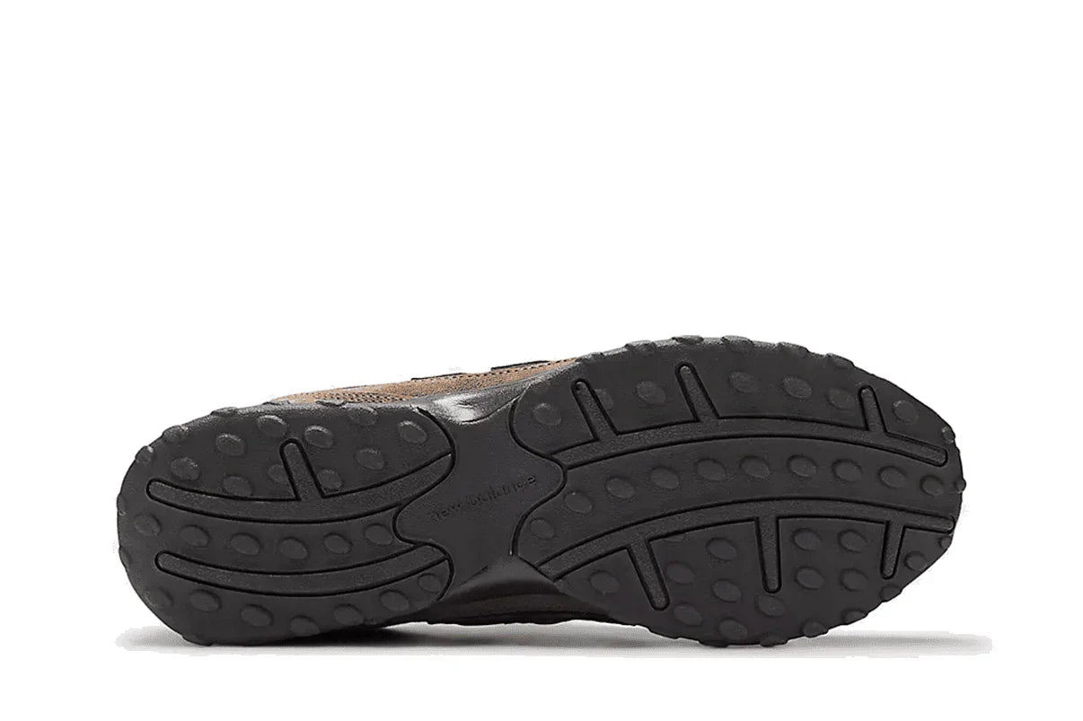 Tênis New Balance 204L Basketcase Beef & Broccoli Marrom detalhe do material