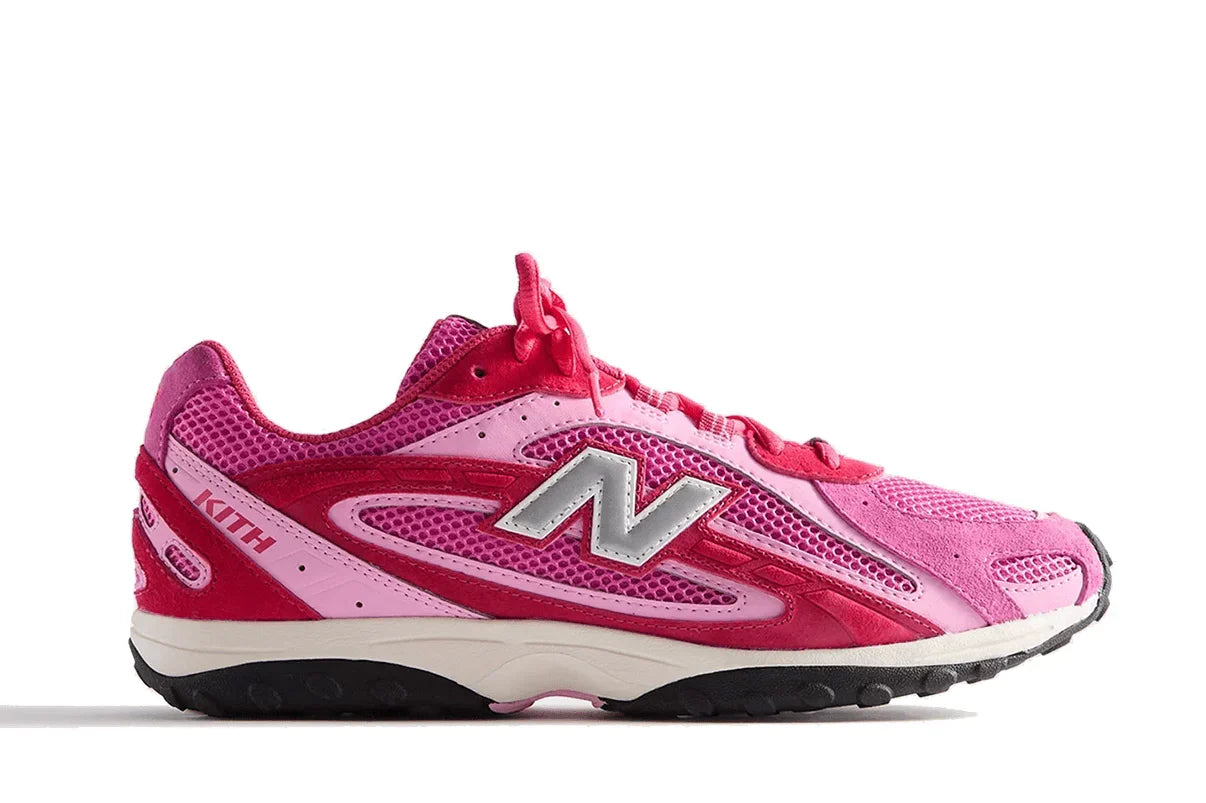Tênis New Balance 204L Kith Pink Rosa vista lateral