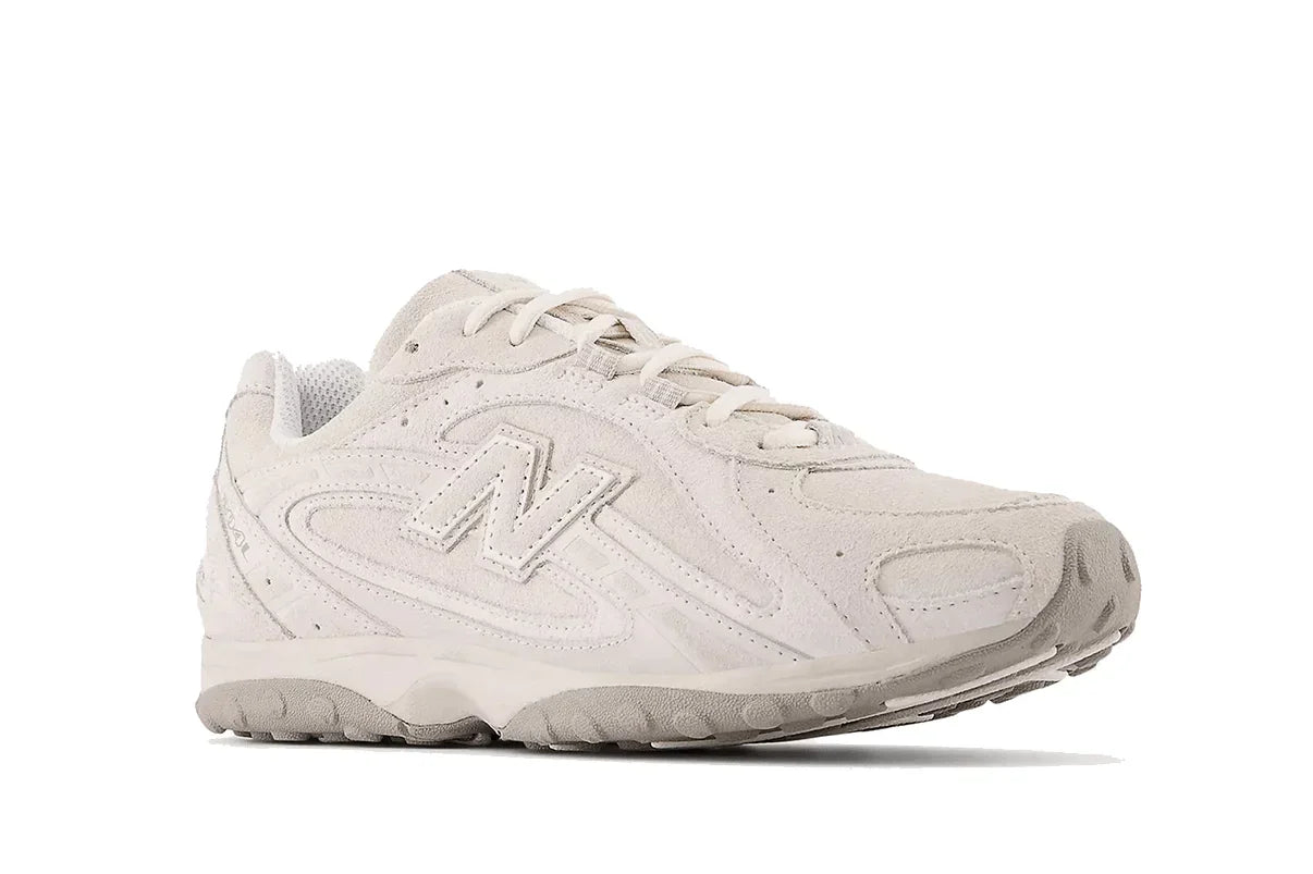 Tênis New Balance 204L Timberwolf Bege vista traseira