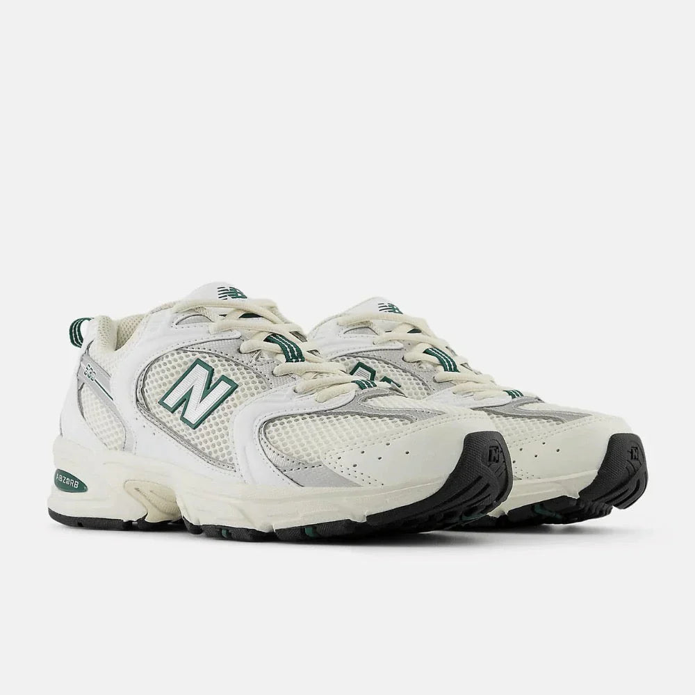 Tênis New Balance 530 Sea Salt White Marsh Green Branco detalhe do material