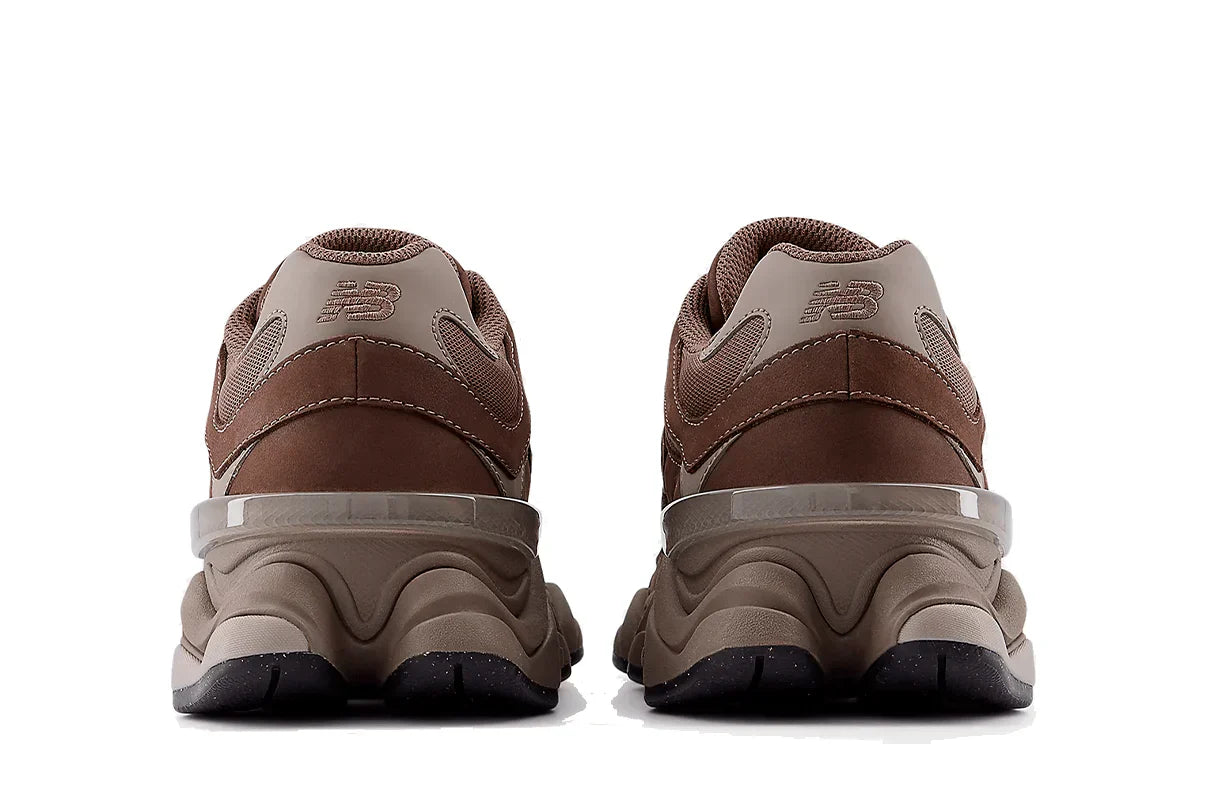 Tênis New Balance 9060 Cortado Marrom detalhe do material