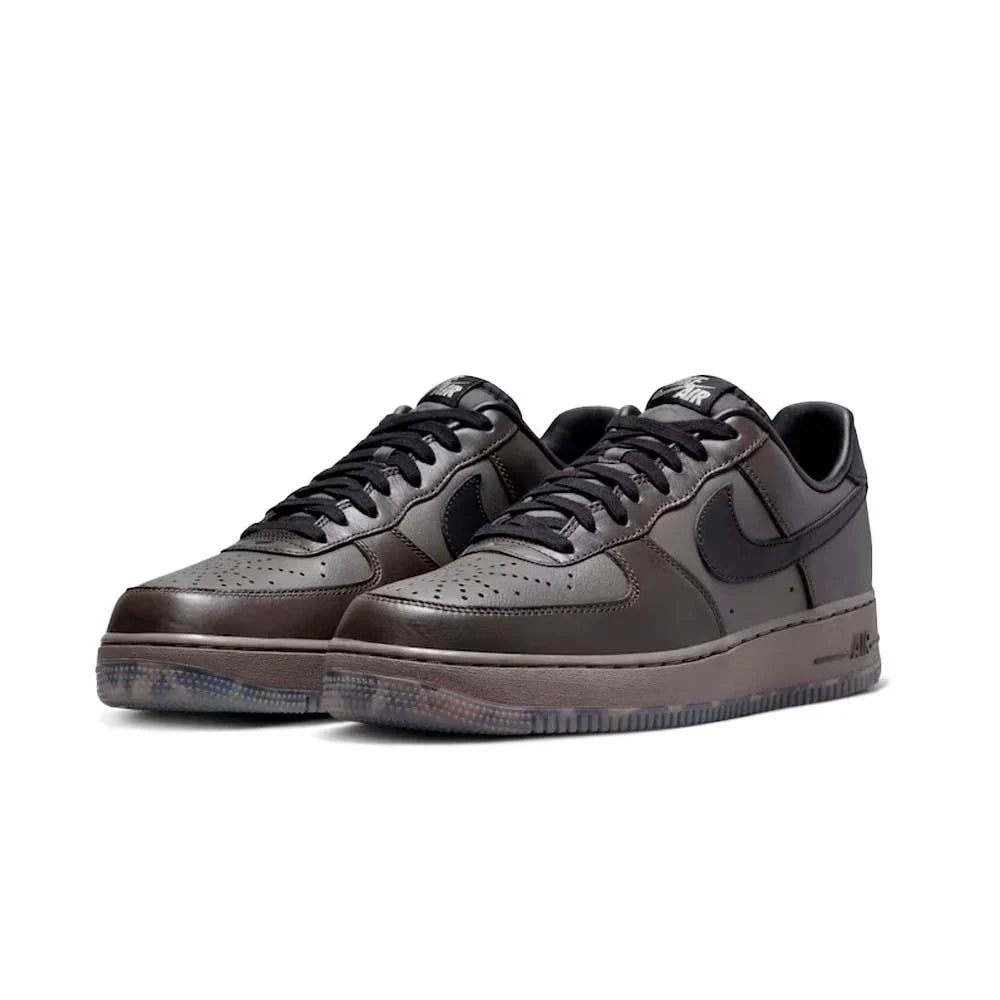 Tênis Nike Air Force 1 Low Paris Marrom detalhe do material