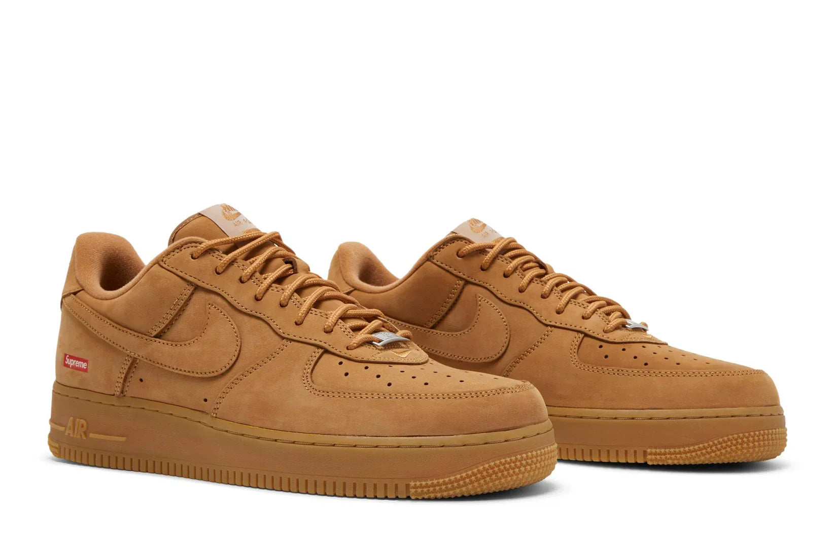 Tênis Nike Air Force 1 Low x Supreme Wheat Marrom detalhe do solado