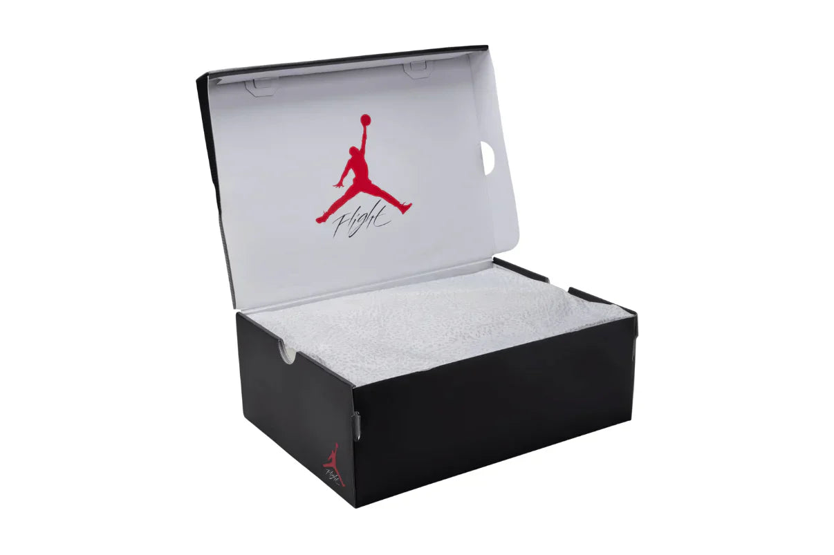Tênis Air Jordan 3 OG Rare Air Preto detalhe adicional
