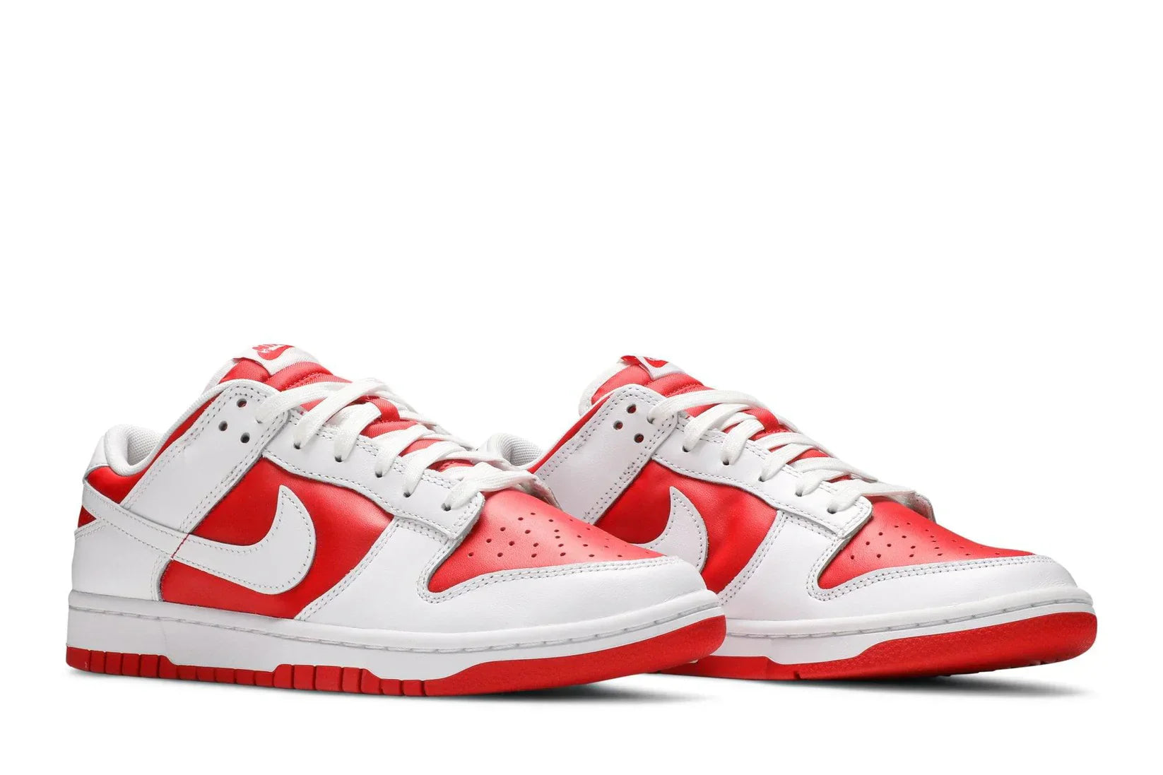 Tênis Nike Dunk Low Championship Red Vermelho detalhe do material