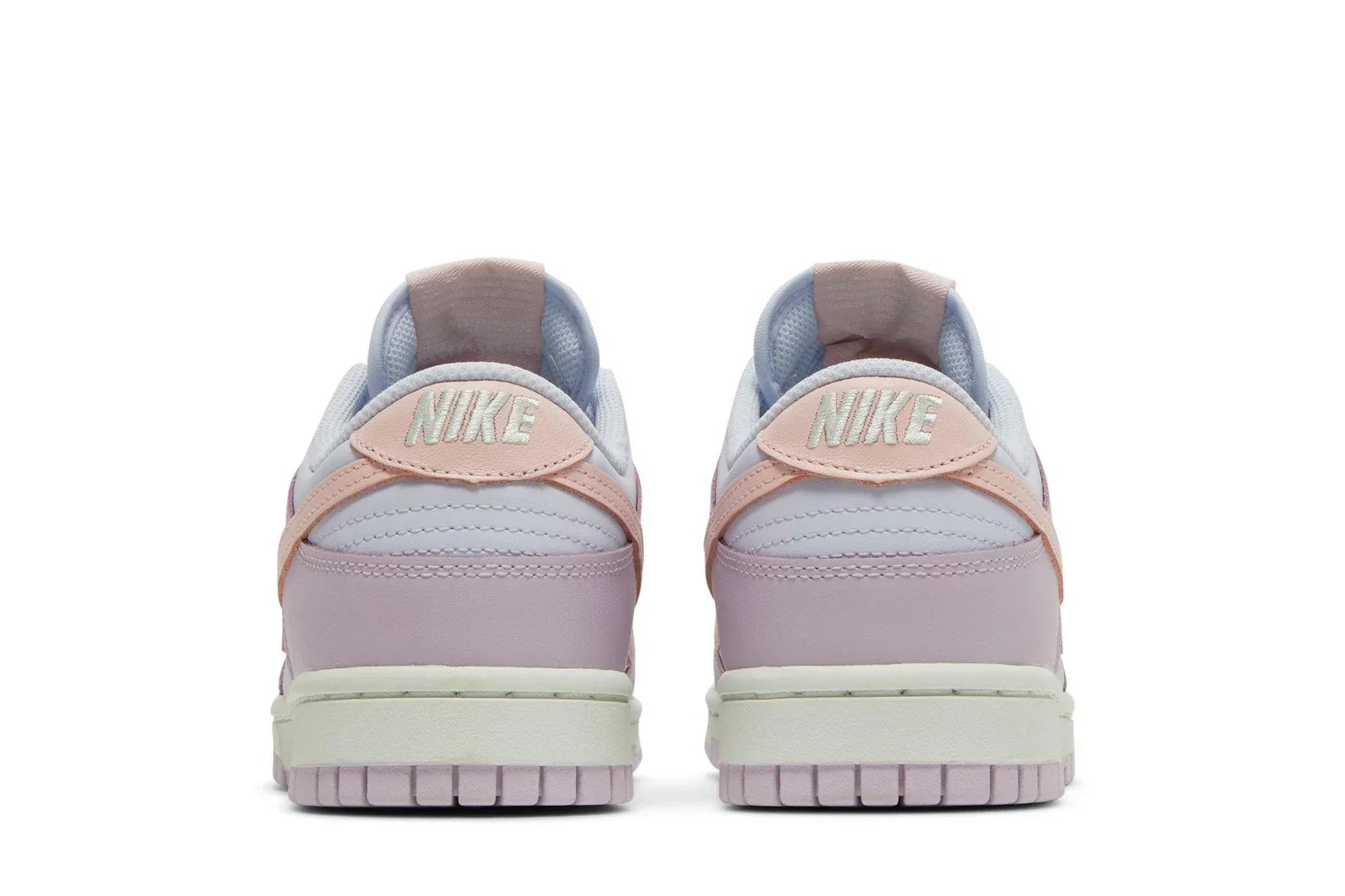 Tênis Nike Dunk Low Easter 2022 Colorido vista traseira
