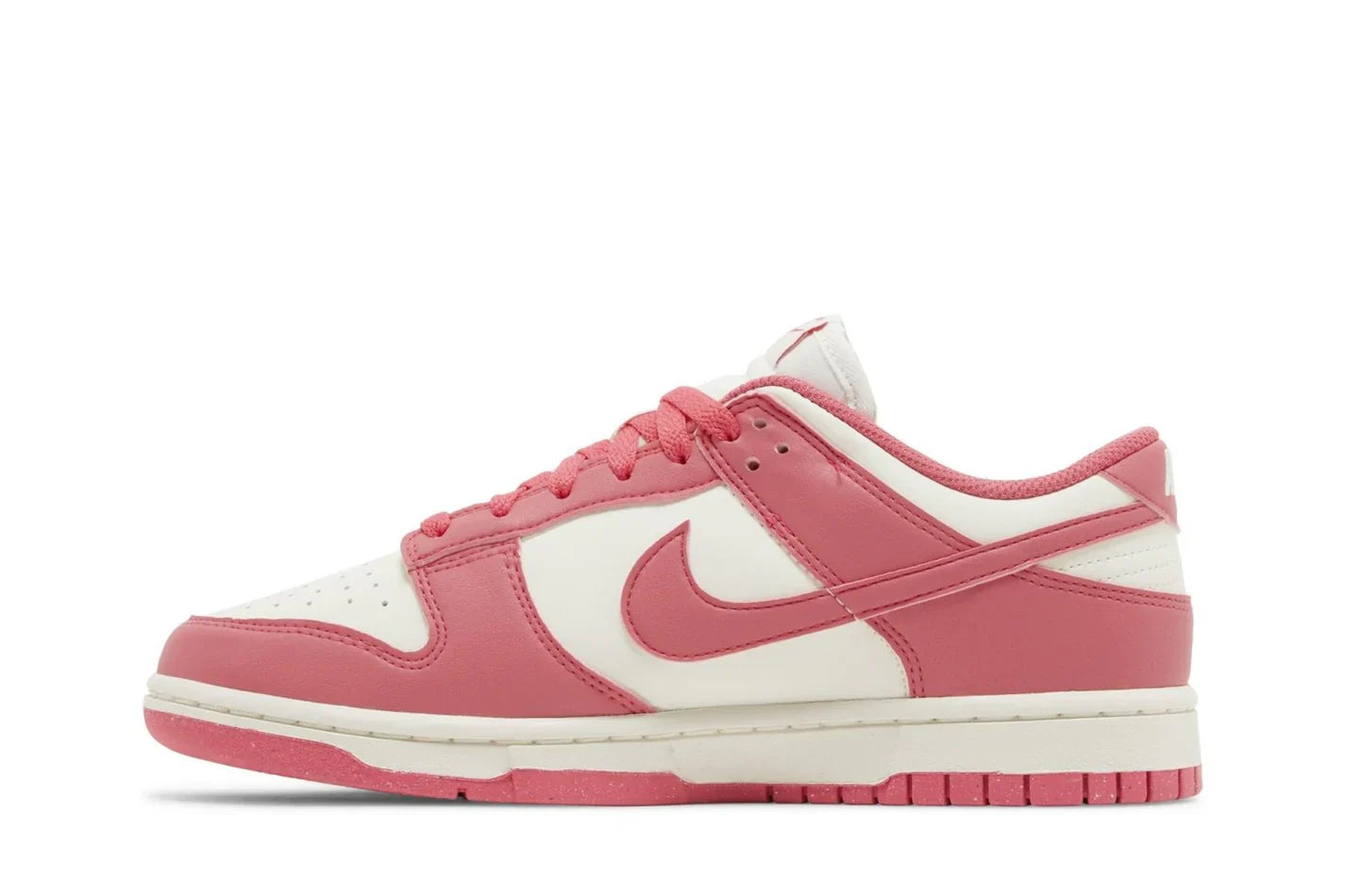 Tênis Nike Dunk Low Next Nature Aster Pink Rosa detalhe lateral