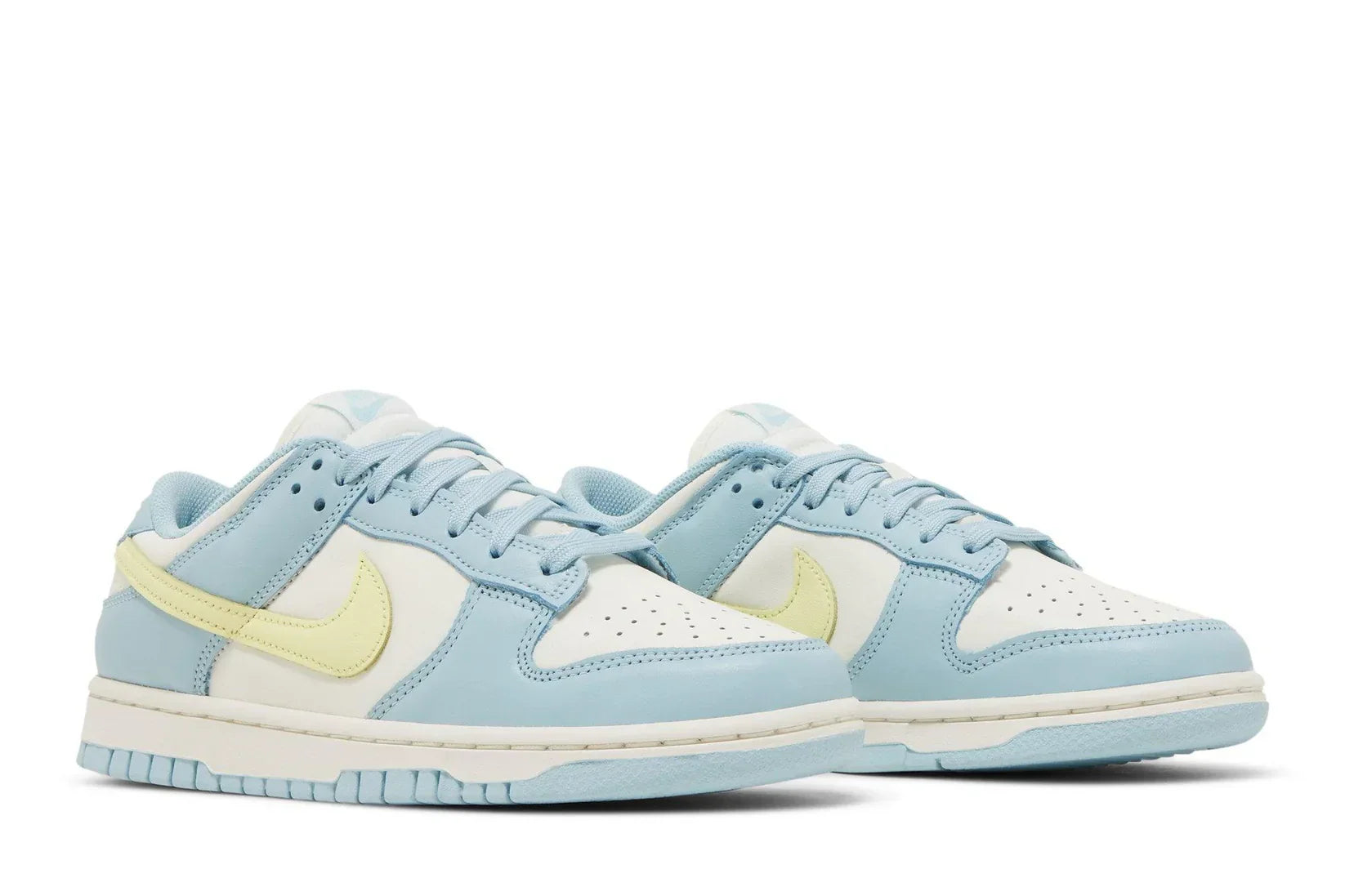Tênis Nike Dunk Low Ocean Bliss Azul detalhe do material