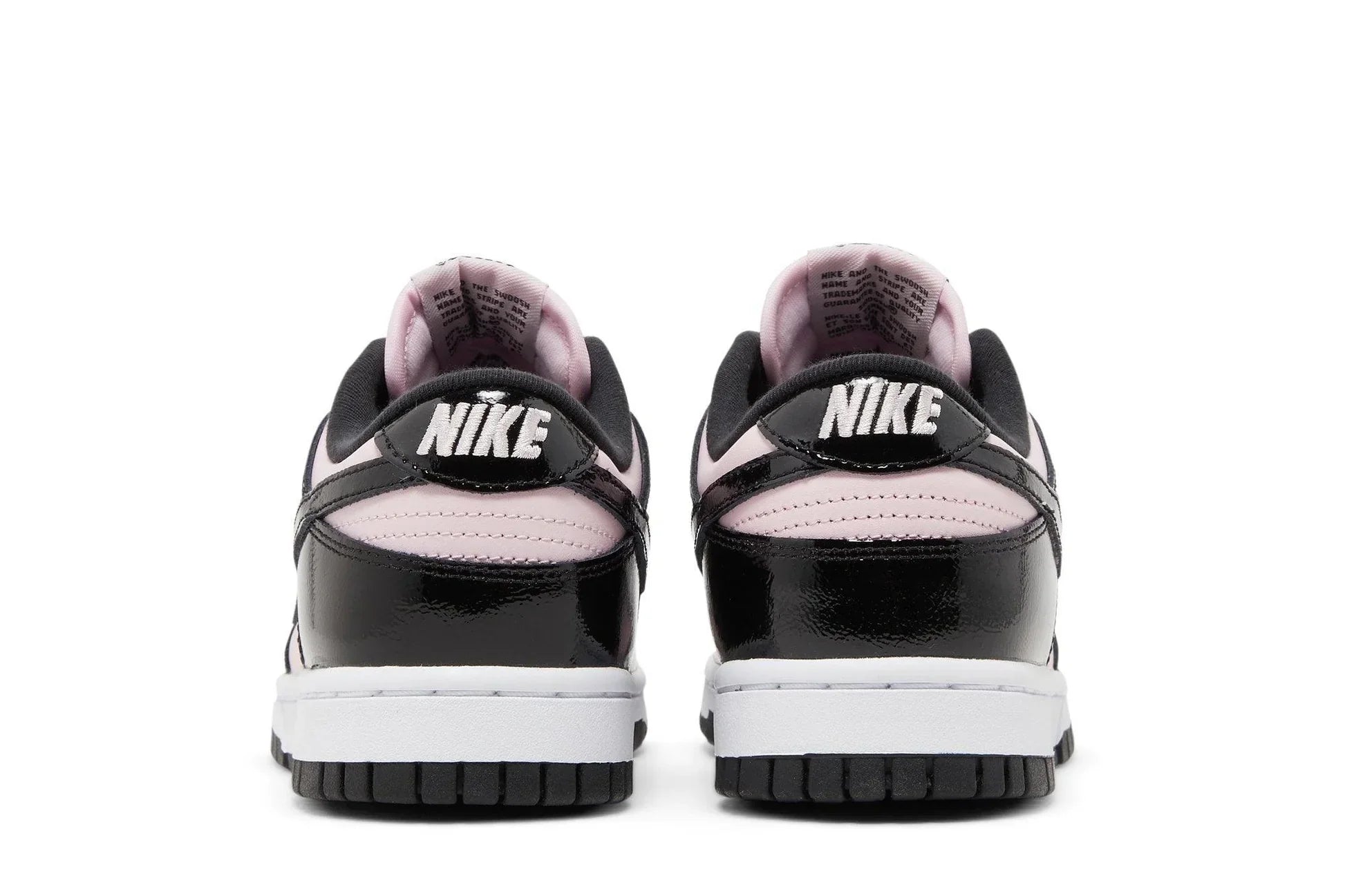 Tênis Nike Dunk Low Pink Foam Black Rosa/Preto detalhe do solado