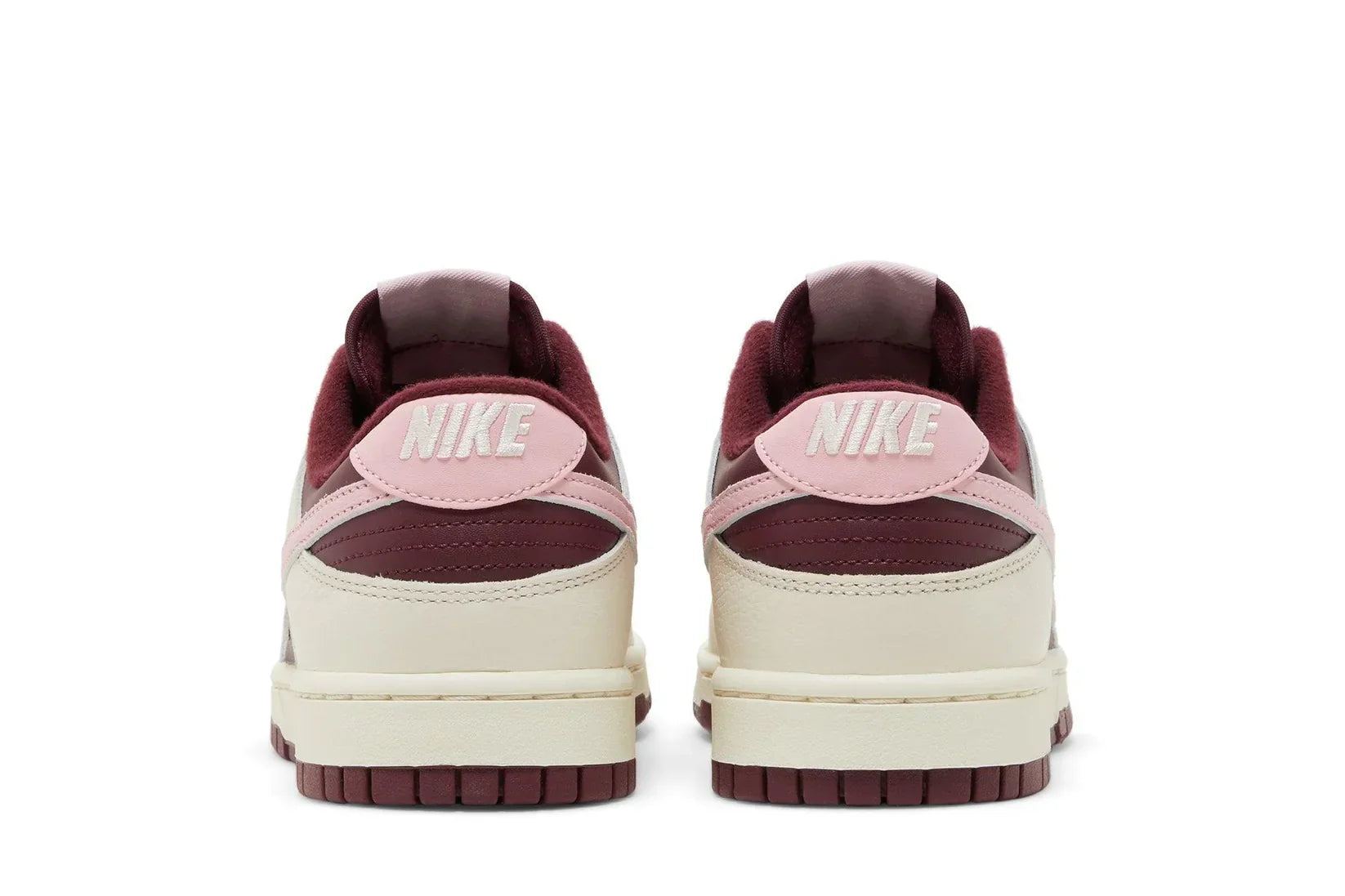 Tênis Nike Dunk Low Premium Valentines day Vermelho Vinho vista traseira